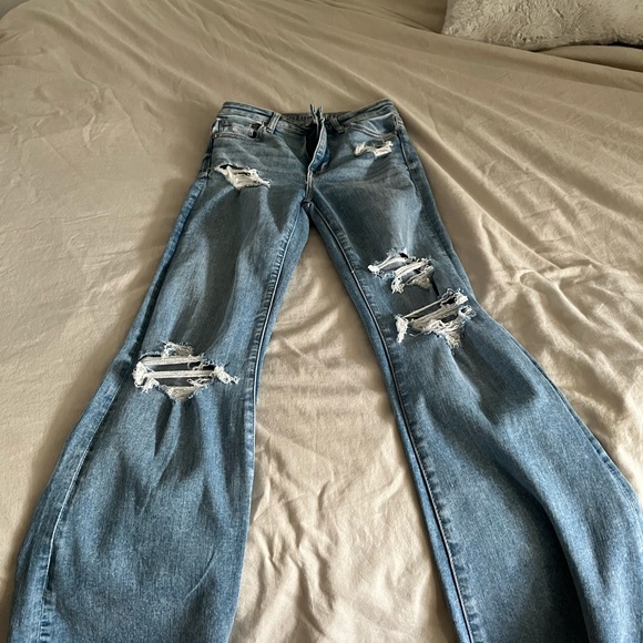 American Eagle Super High Rise Flare - Picture 4 of 6